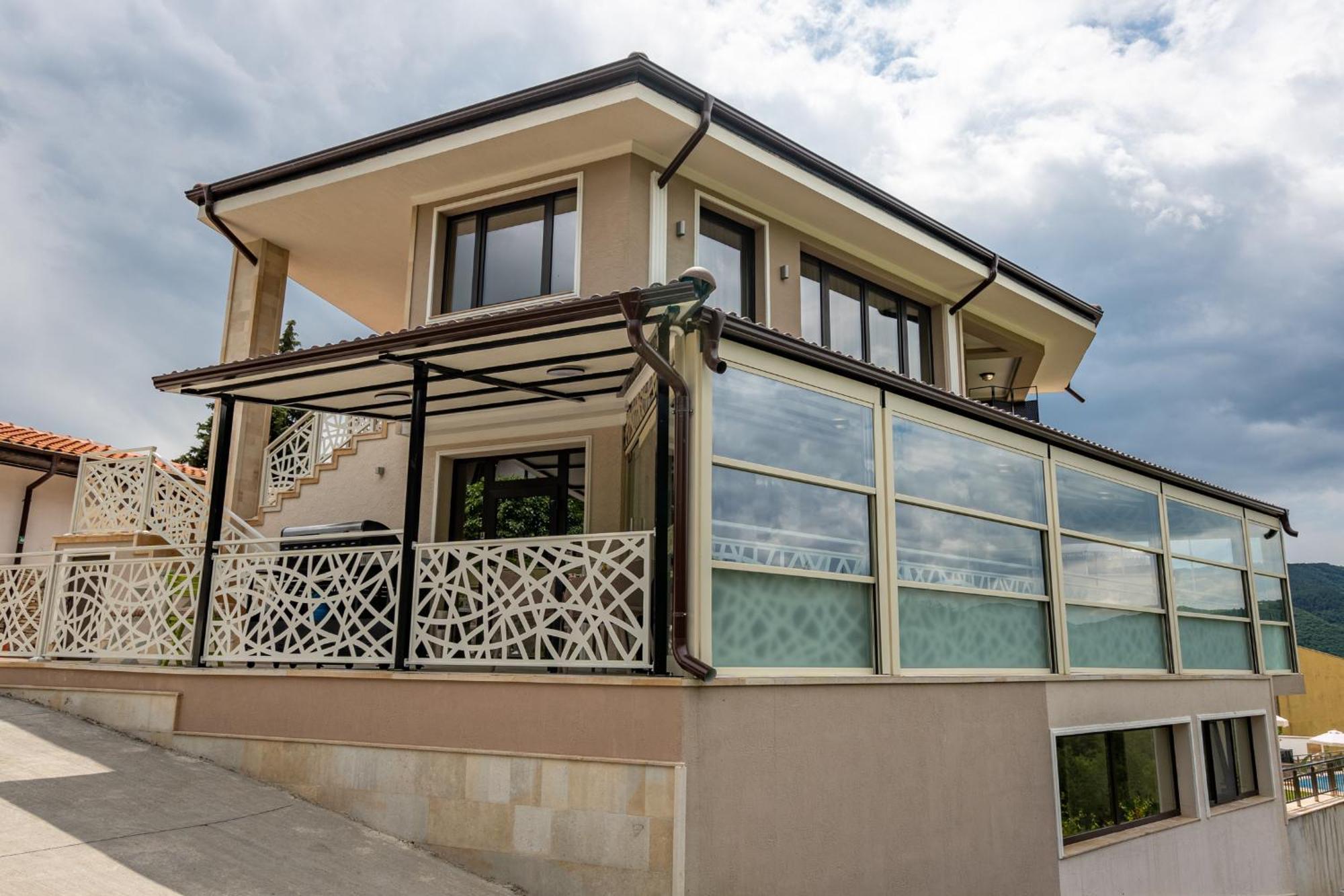 Club Houses Stefvall Glavatartsi Extérieur photo